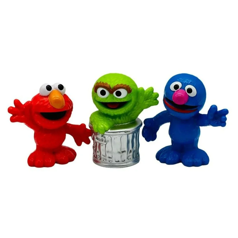 Hasbro Sesame Street Figures Elmo Grover Oscar The Grouch 2.5 inches Plastic Toy